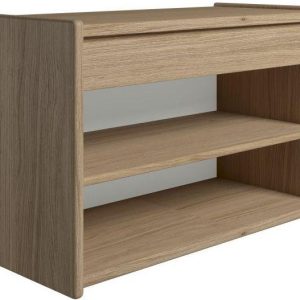 Krone 80 cm bredt sengebord i olieret egefiner med 1 skuffe og 1 hylde - Dansk produceret. 47 cm dybde Vægophæng